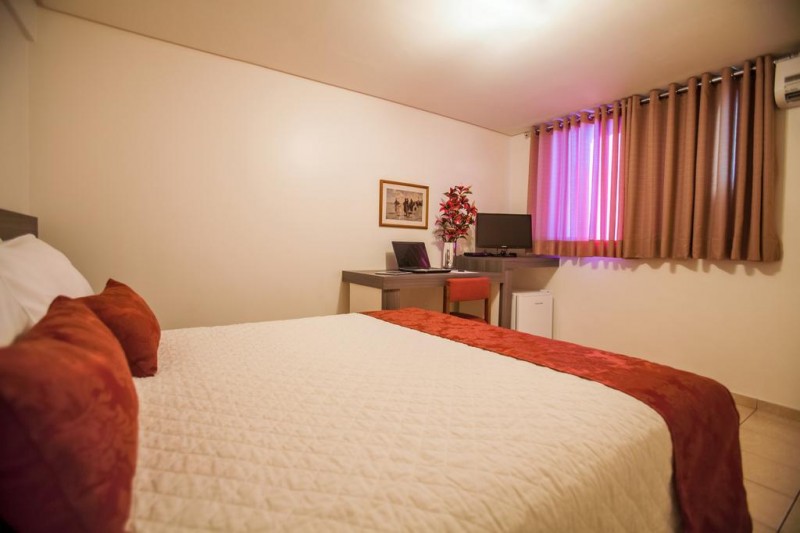 Quarto Duplo